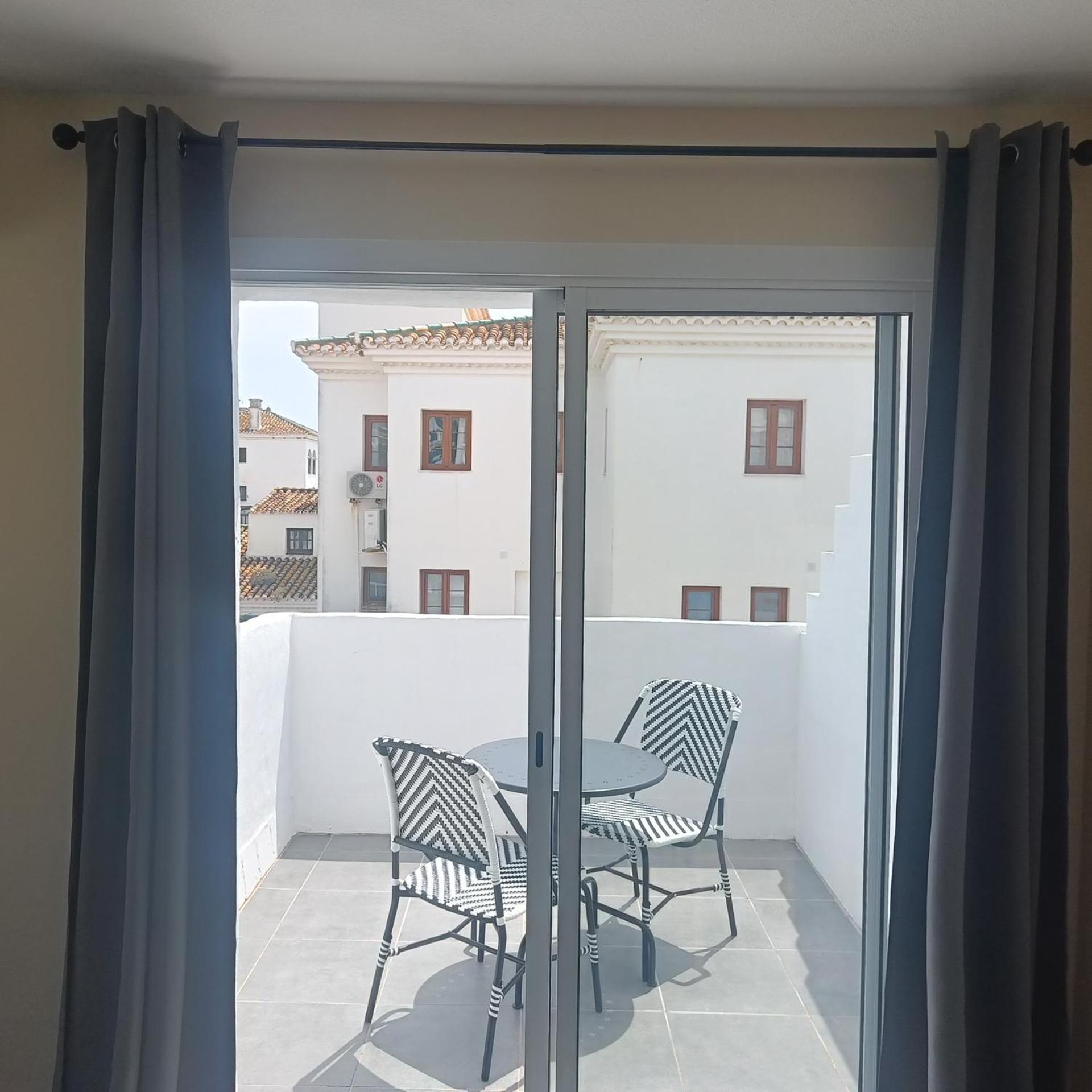 Duquesa Harbour Club Aparthotel Manilva Extérieur photo
